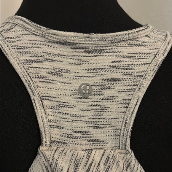 Lululemon Tank - Picture 4 of 4